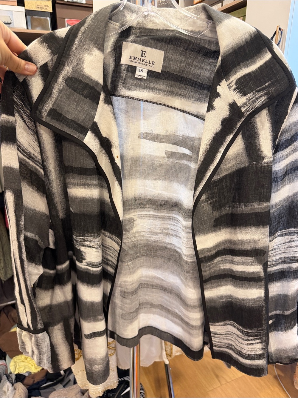 Women's Black & White Patterned linen Jacket